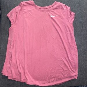 Nike Plus Size Standard Fit Tee